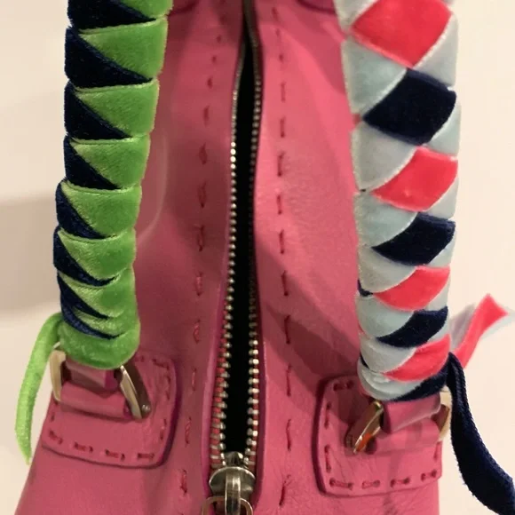 MALO designer mini handbag in bright pink with velvet woven straps - Picture 9 of 10